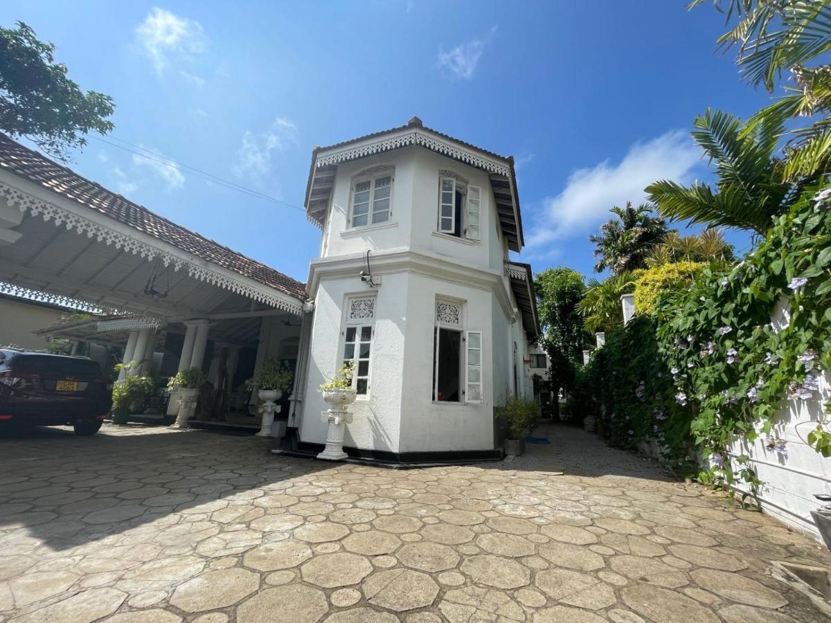 Beverly Villa Dehiwala-Mount Lavinia Exteriér fotografie
