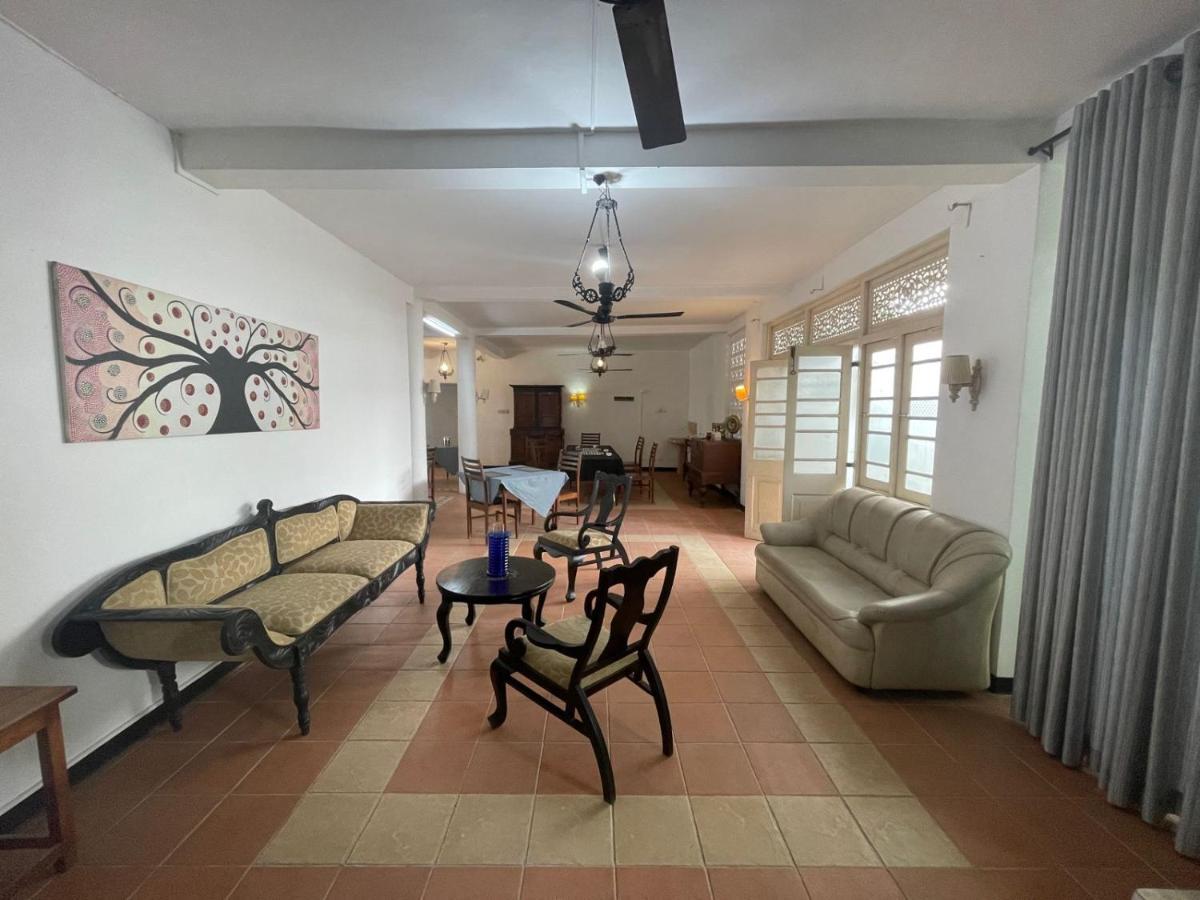 Beverly Villa Dehiwala-Mount Lavinia Exteriér fotografie
